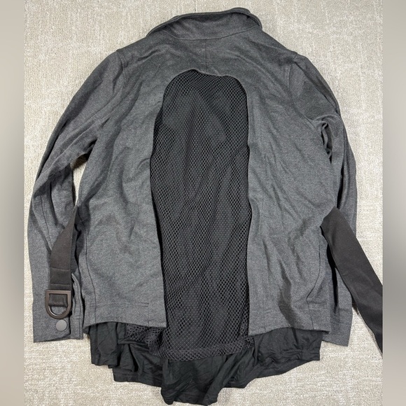 Cabi Love Carol Collection Grey Mesh Net Zip Front Jacket Size M - Picture 8 of 8